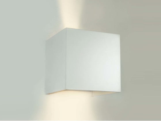 Настеннопотолочные светильники Garcia Requejo CORNER