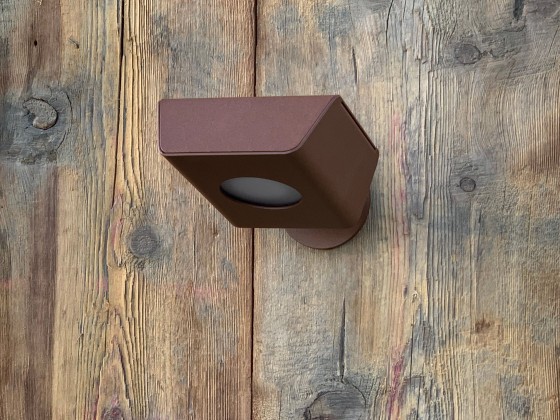 Настеннопотолочные светильники LYX Luminaires KOKON