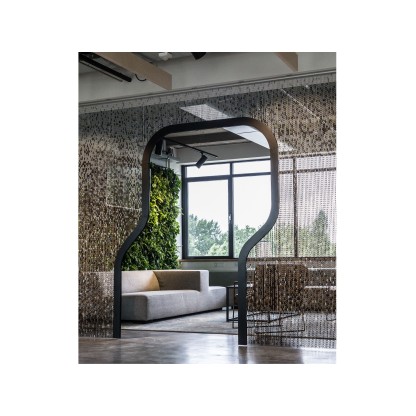 Вышитый бисером занавес Kriskadecor SHAPED FRAME