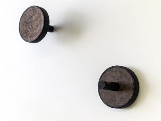 Вешалка LIGNIS® ELITE RADICA