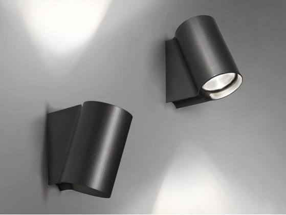 Настеннопотолочные светильники Artemide OBLIQUE