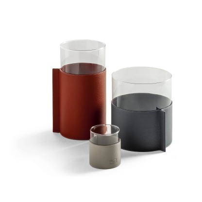 Ваза Poltrona Frau GLI OGGETTI - LEATHER POT