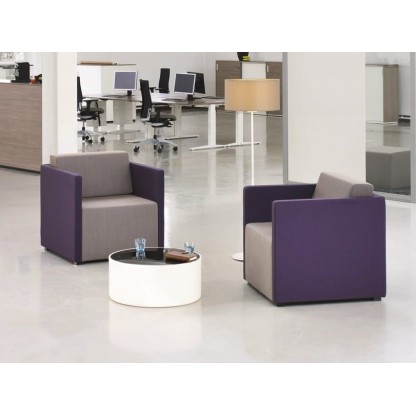 Кресло небольших размеров Koenig Neurath NET.WORK.PLACE