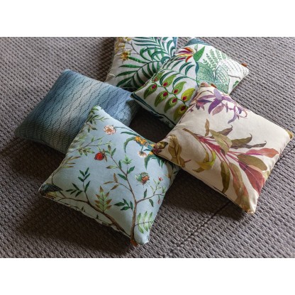 Диванные подушки Poltrona Frau I CUSCINI DECORATIVI