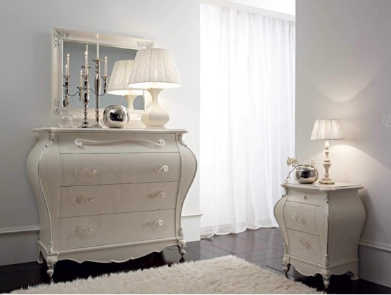 Комод с зеркалом в белом цвете классического стиля Varsavia