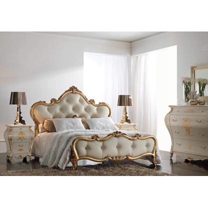 Мебельный гарнитур для спальни с позолотой Armadi