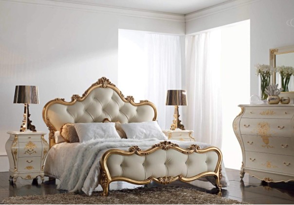 Мебельный гарнитур для спальни с позолотой Armadi