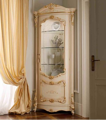 Угловой сервант бежевого цвета Royal