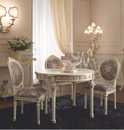 Компактный столовый столик со стульями в классическом стиле Giorno