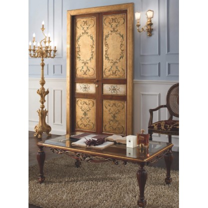 Журнальный столик для гостиной на резных ножках Giorno