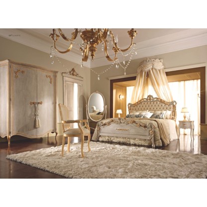 Спальня в светлом цвете со старением - La Notte