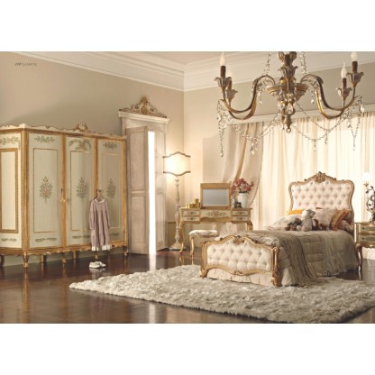 Спальный гарнитур цвета слоновая кость в обивке капитоне Notte