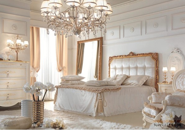 Мебель для спальни в светлом цвете Antonelli Moravio Elena 33