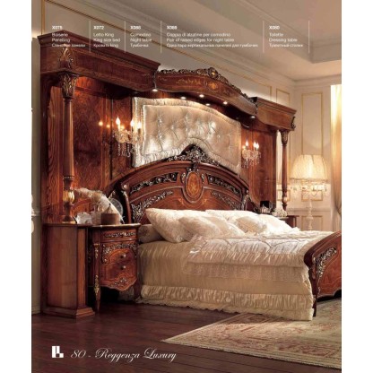 Кровать с ажурной резьбой и орнаментом Reggenza