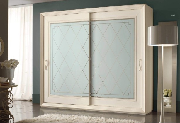 Итальянский шкаф - купе со стекляными раздвежными дверьми Тоday