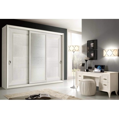 Гардеробный шкаф-купе с тремя дверцами с эфектом патины Тоday