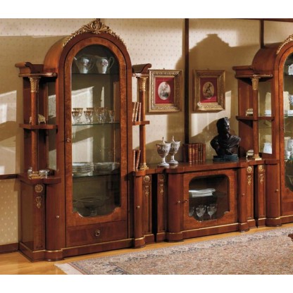 Сервант орехового цвета из Италии Roma