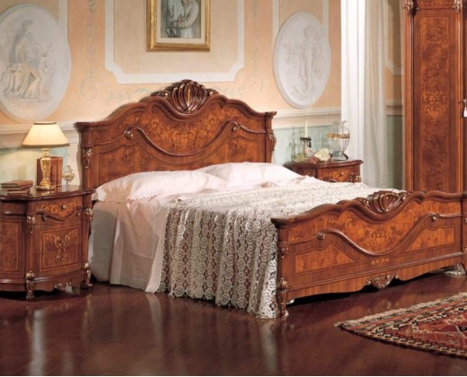 Двухспальная кровать с резным изголовьем Grilli - Trevi
