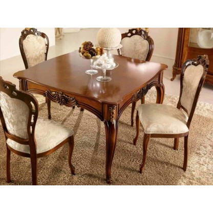 Столовый квадратный стол с резьбой Principe