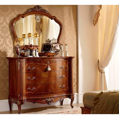 Комод с зеркалом декорированый резной рамкой Principe